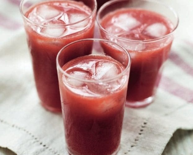 Fresh raspberry lemonade