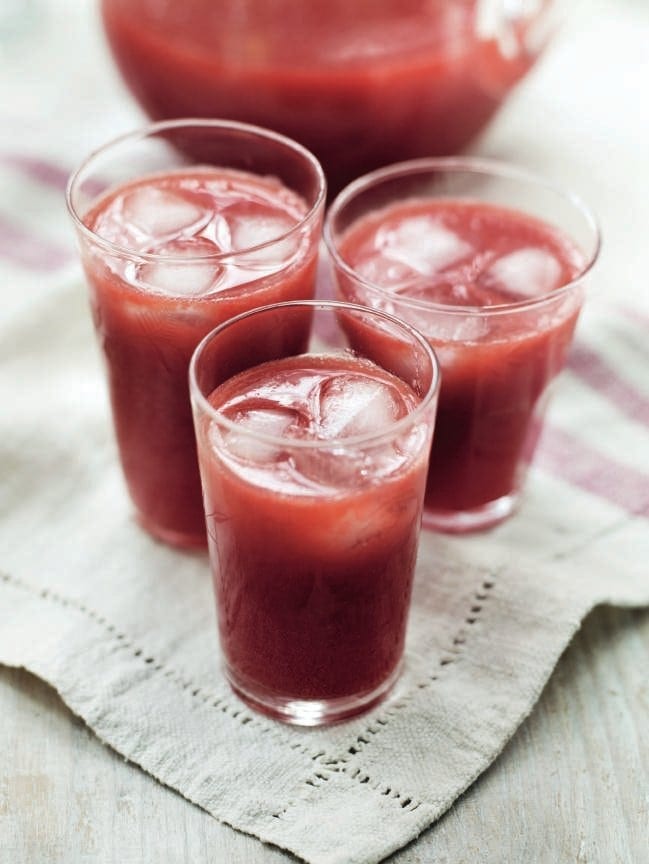 Fresh raspberry lemonade