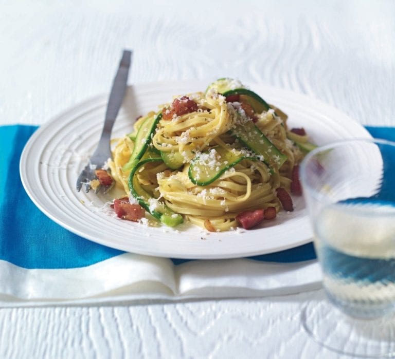 Quick linguine carbonara with courgette and bacon