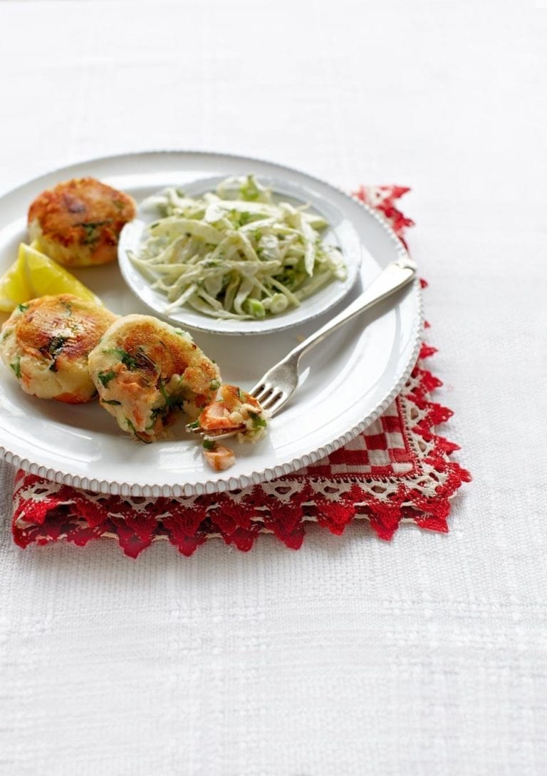 Simple salmon fishcakes with fennel slaw