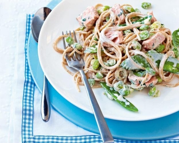 Creamy salmon and mangetout spaghetti
