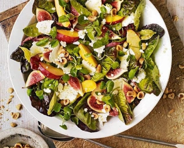 Fig, pear and goat’s cheese salad