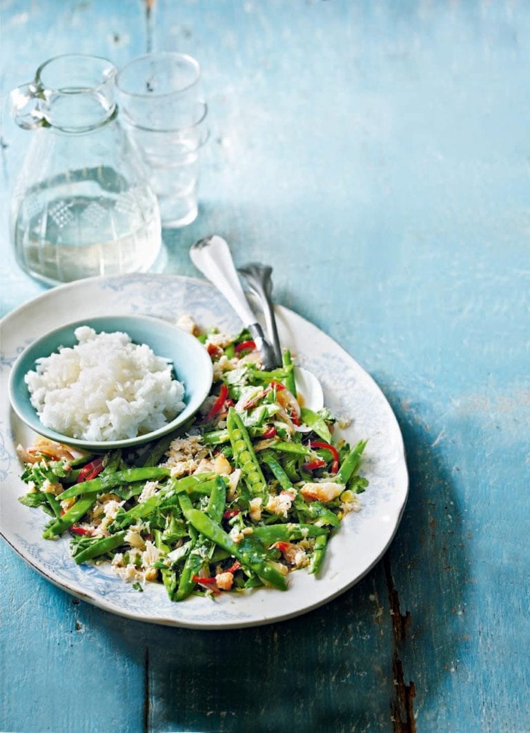 Ginger and lemongrass marinated beans with crab and sticky rice