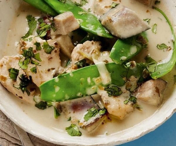 Thai green beef and veg curry
