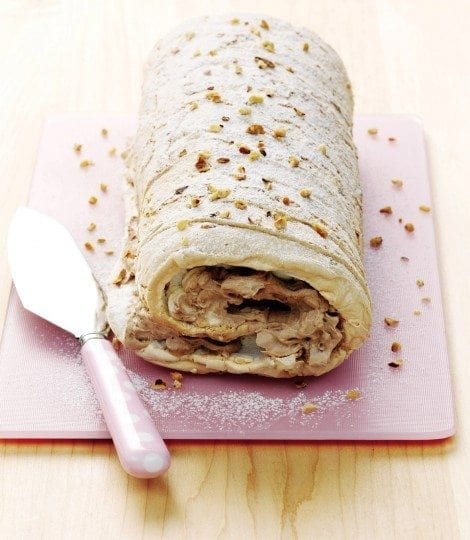 hazelnut meringue roulade