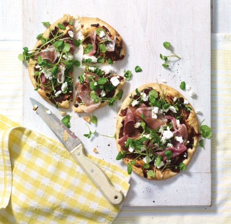 Caramelised onion pastry pizzas