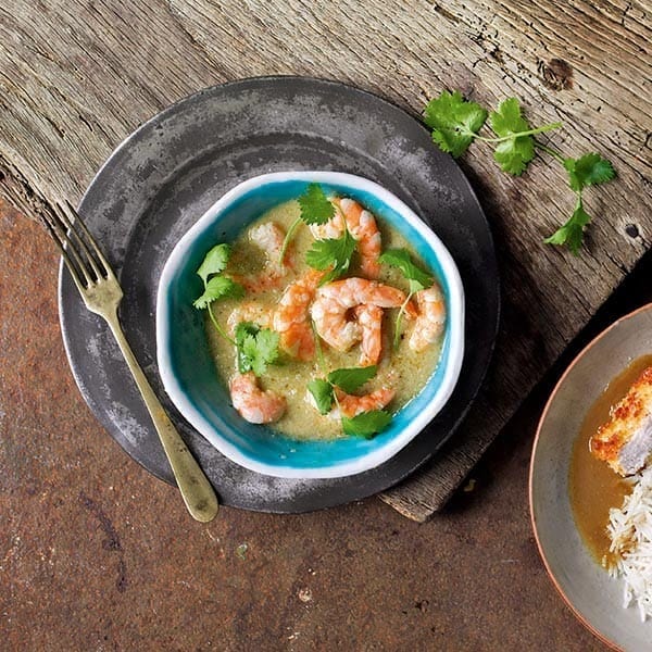 Thai coconut prawn curry