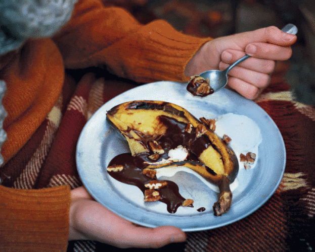 Honey-nut bananas