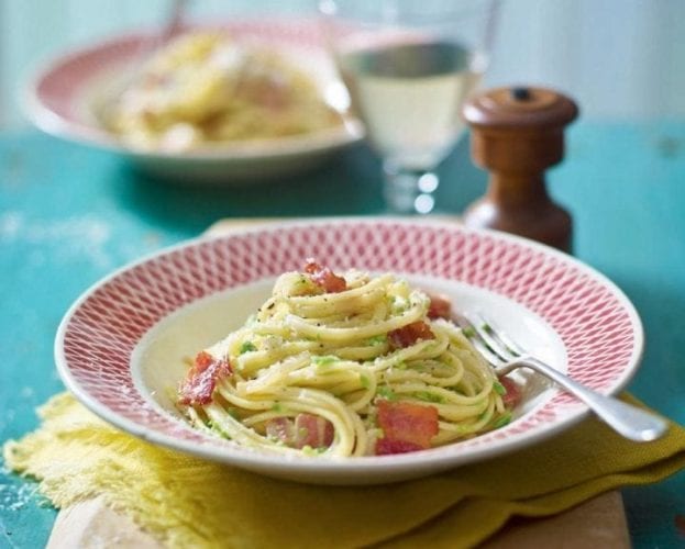 Spaghetti with chunky tapenade