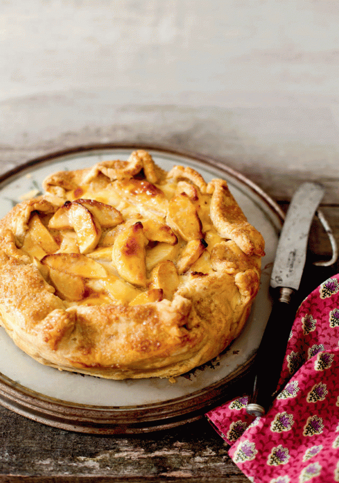 Apple and custard pie