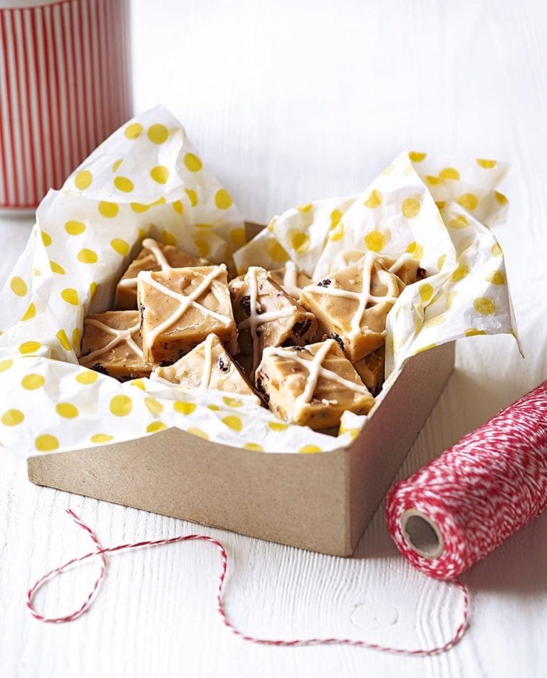 Hot cross bun fudge