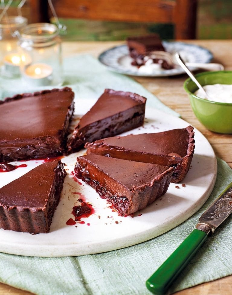 Cherry and chocolate tart