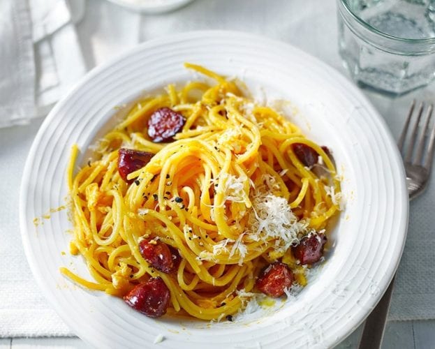 Chorizo carbonara in a bowl