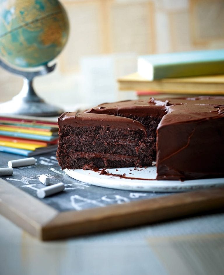 Bruce Bogtrotter’s chocolate cake