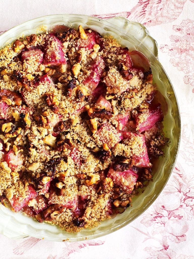 Rhubarb and walnut crumble