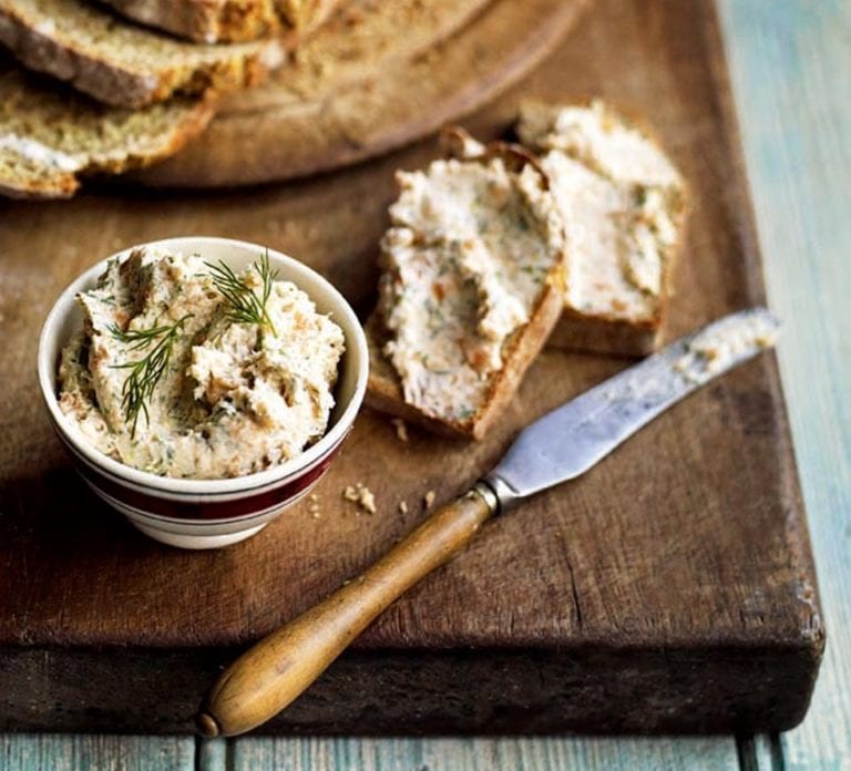 Smoked salmon, cream cheese and dill pâté