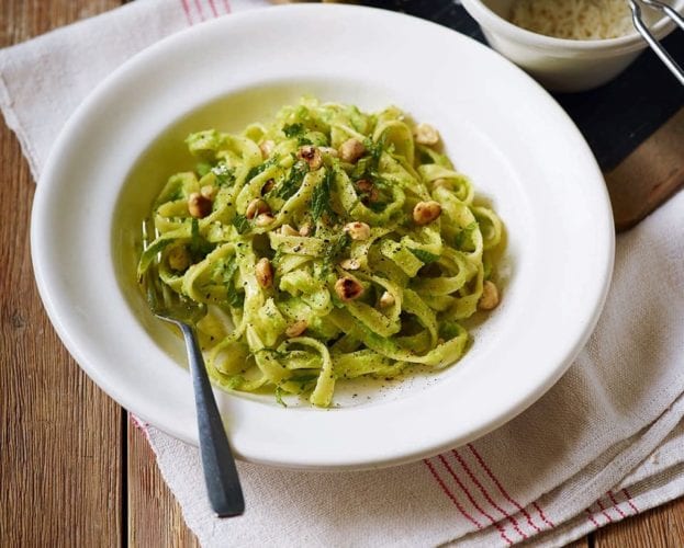 Tomato pasta salad