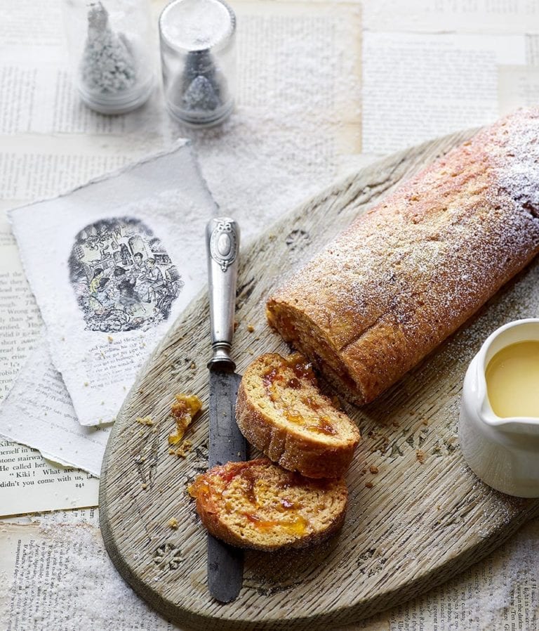 Sticky marmalade roll