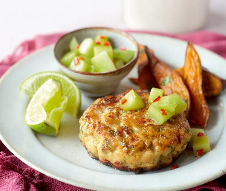 Thai chicken burgers with cucumber relish