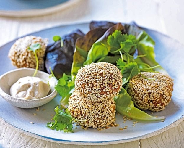 Falafel and salad pittas
