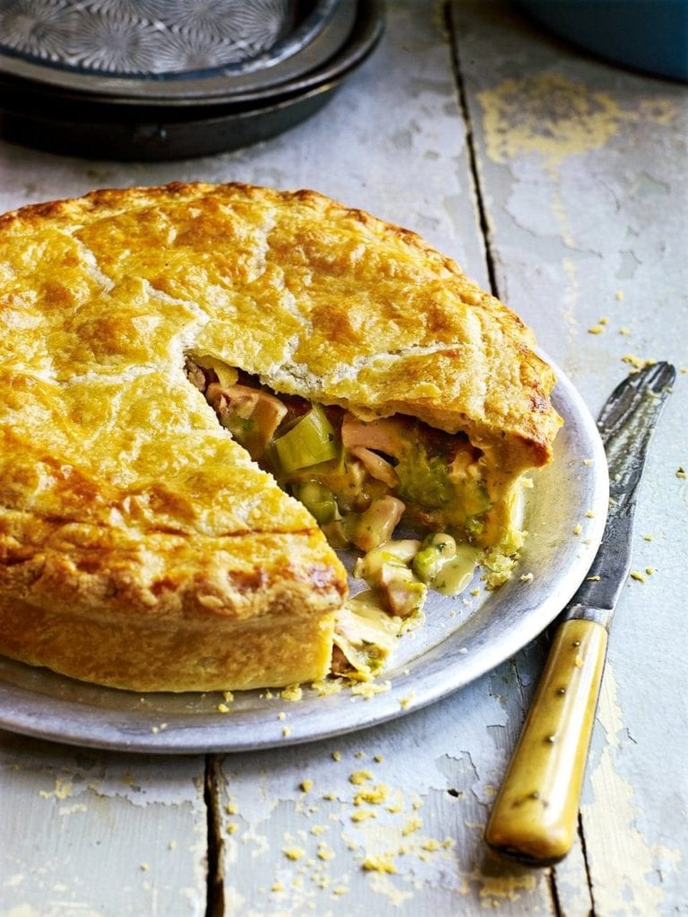 Roast chicken, ham and leek pie