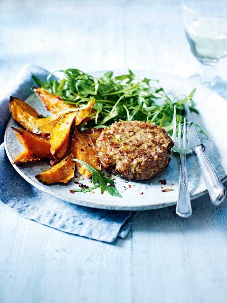 Spiced lamb burgers with sweet potato chips