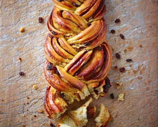 Cinnamon plait