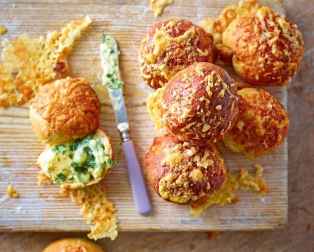 Cheesy rolls with garlic and herb butter