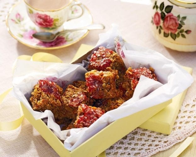 strawberry flapjacks