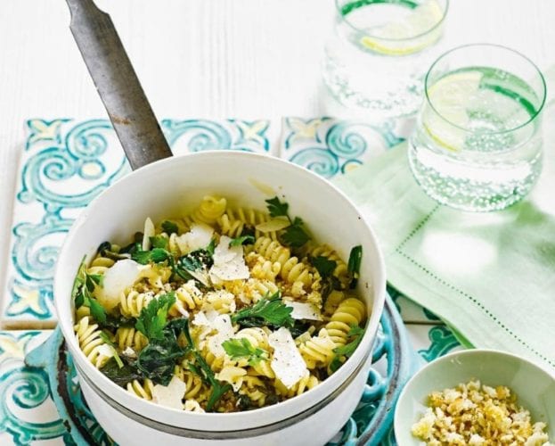 Spinach and garlic fusilli with crispy breadcrumbs