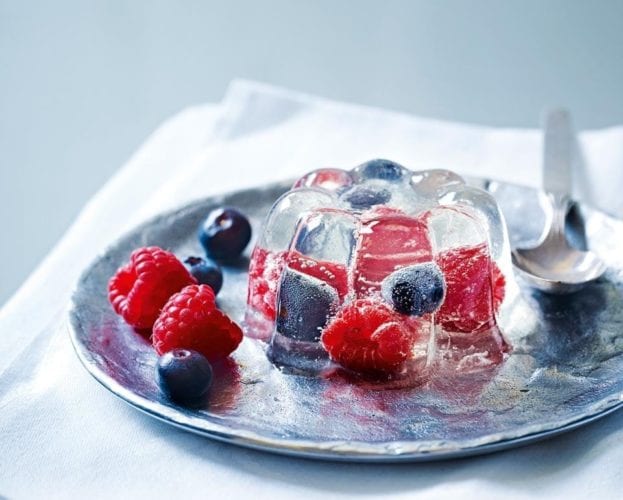 Elderflower jelly with blueberries