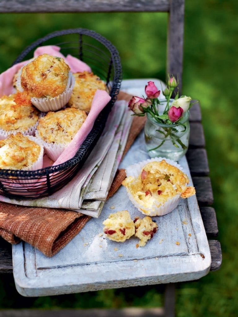 Cheddar, pancetta and spring onion muffins