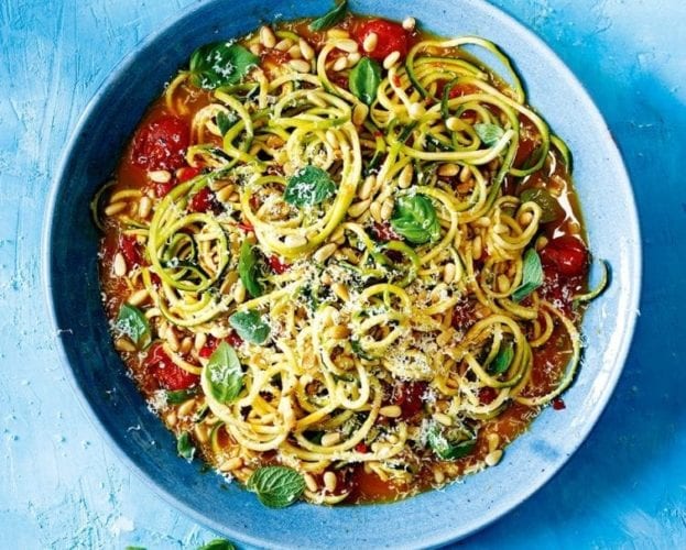 Courgetti with scorched tomato sauce