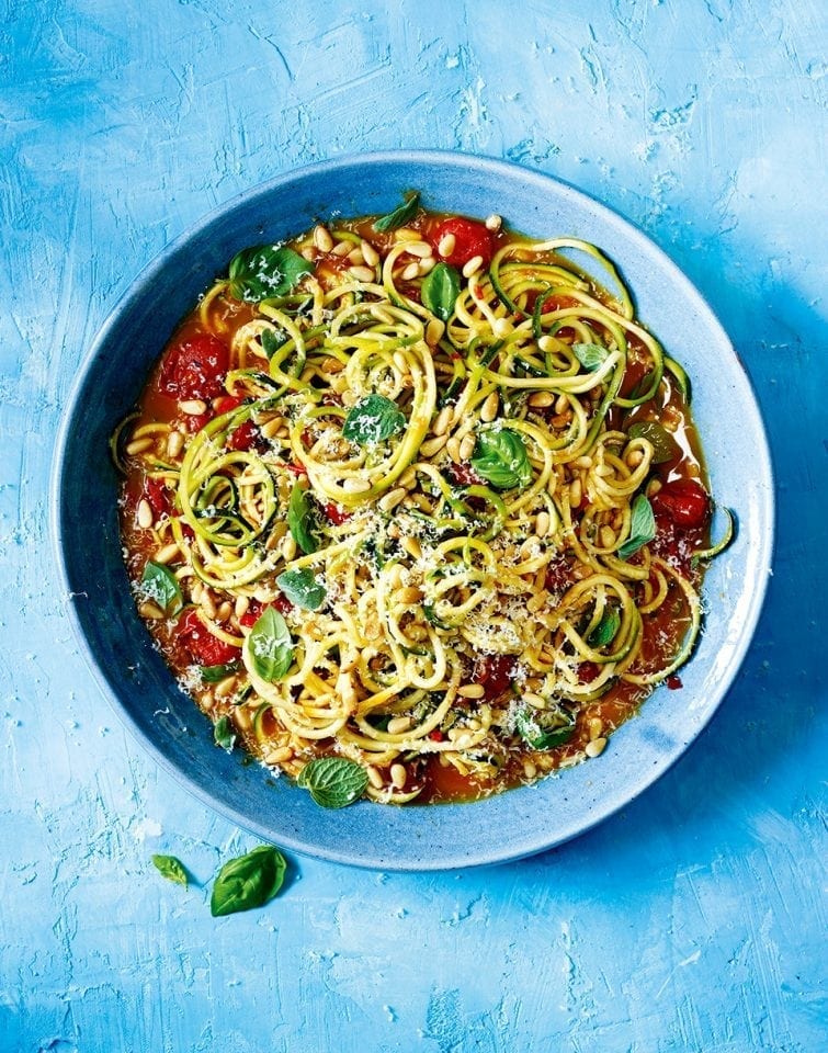 Courgetti with scorched tomato sauce