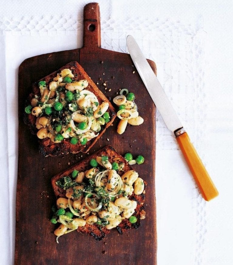 White bean and rosemary bruschetta