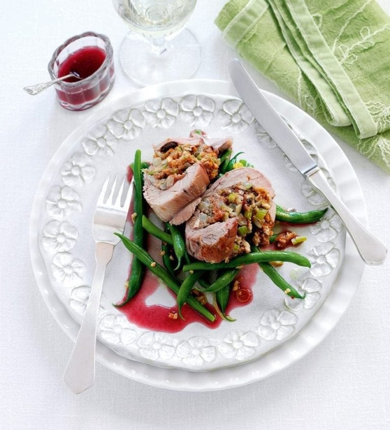 Stuffed pork fillet with hazelnut green beans