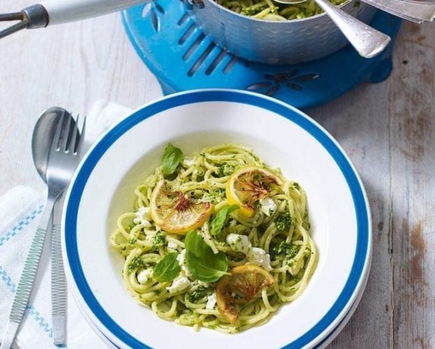 Spaghetti with watercress and feta pesto