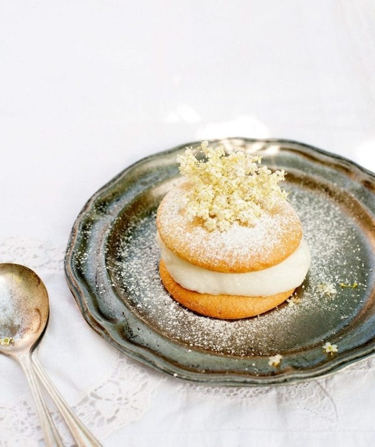 Mini elderflower sponge cakes