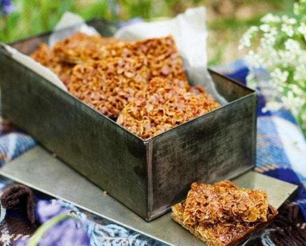 Banana oat flapjacks