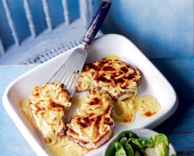 Spanish-style pork chops with new potatoes and olives