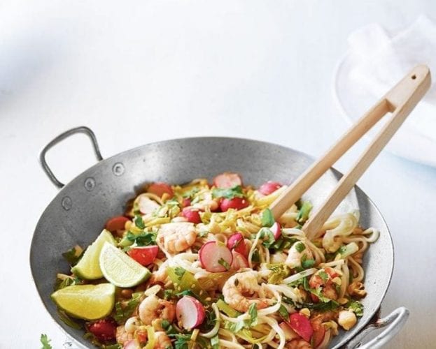 Stir-fried romaine lettuce with sesame
