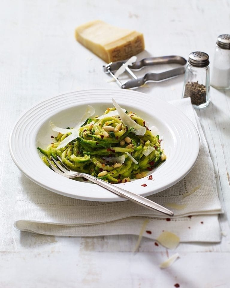 Courgetti with avocado pesto