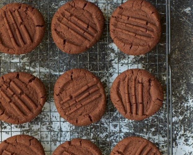 Nigella Lawson chocolate biscuits