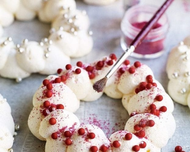 Meringue Christmas tree decorations