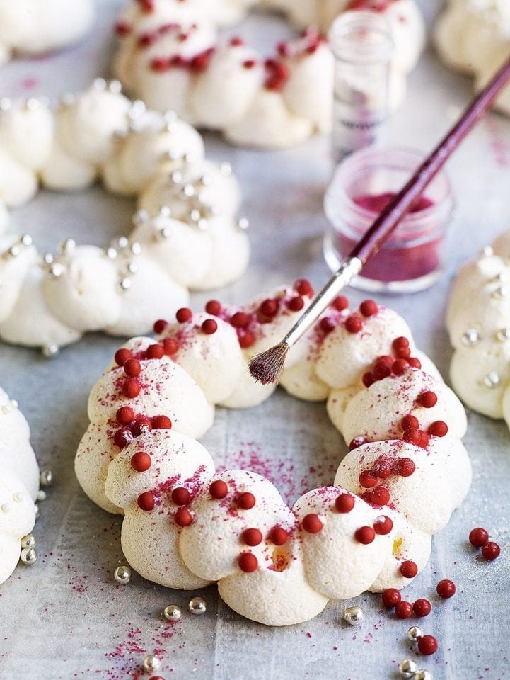 Meringue Christmas tree decorations