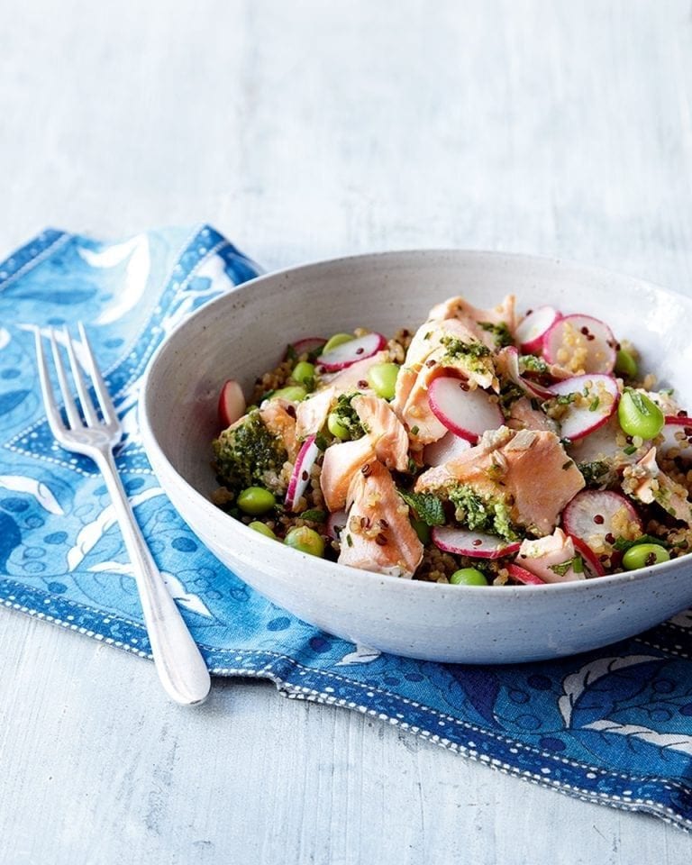 Pesto salmon, soya bean and quinoa salad