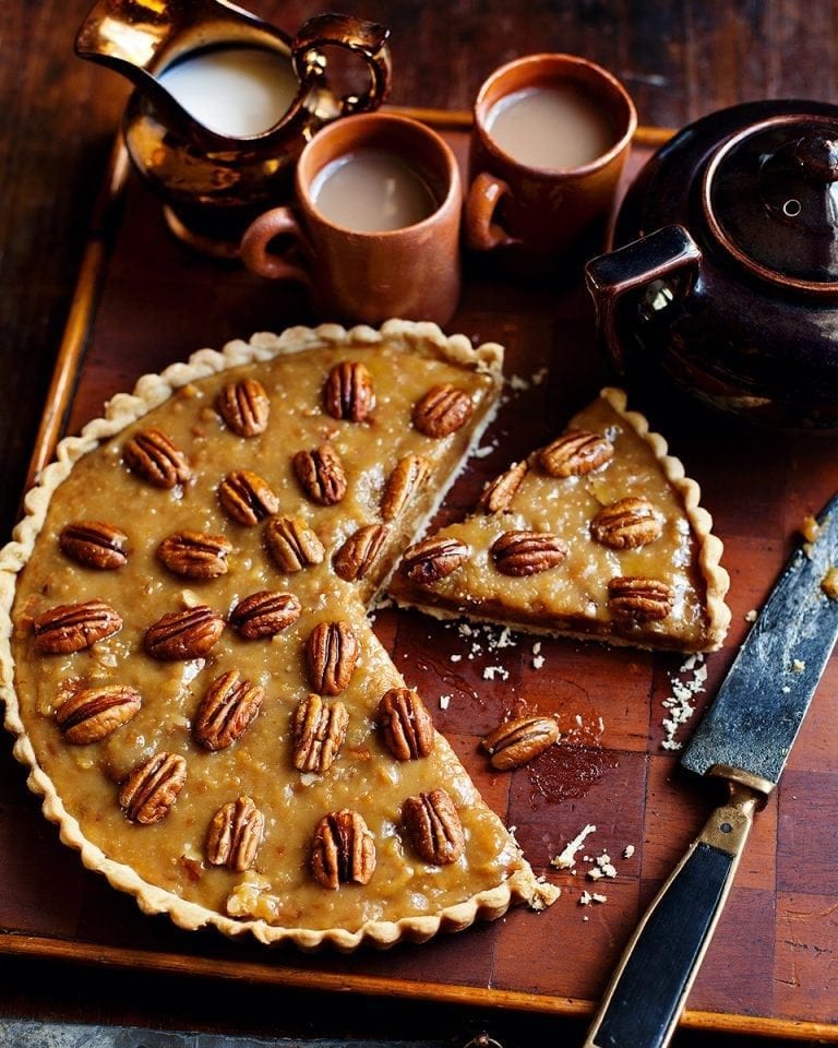 Caramel pecan tart with cream cheese pastry