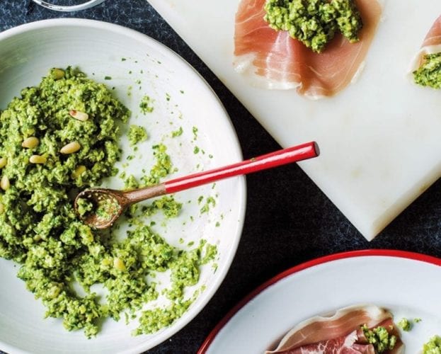 Artichoke, spinach and pine nut dip