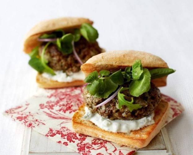 Pesto lamb burgers