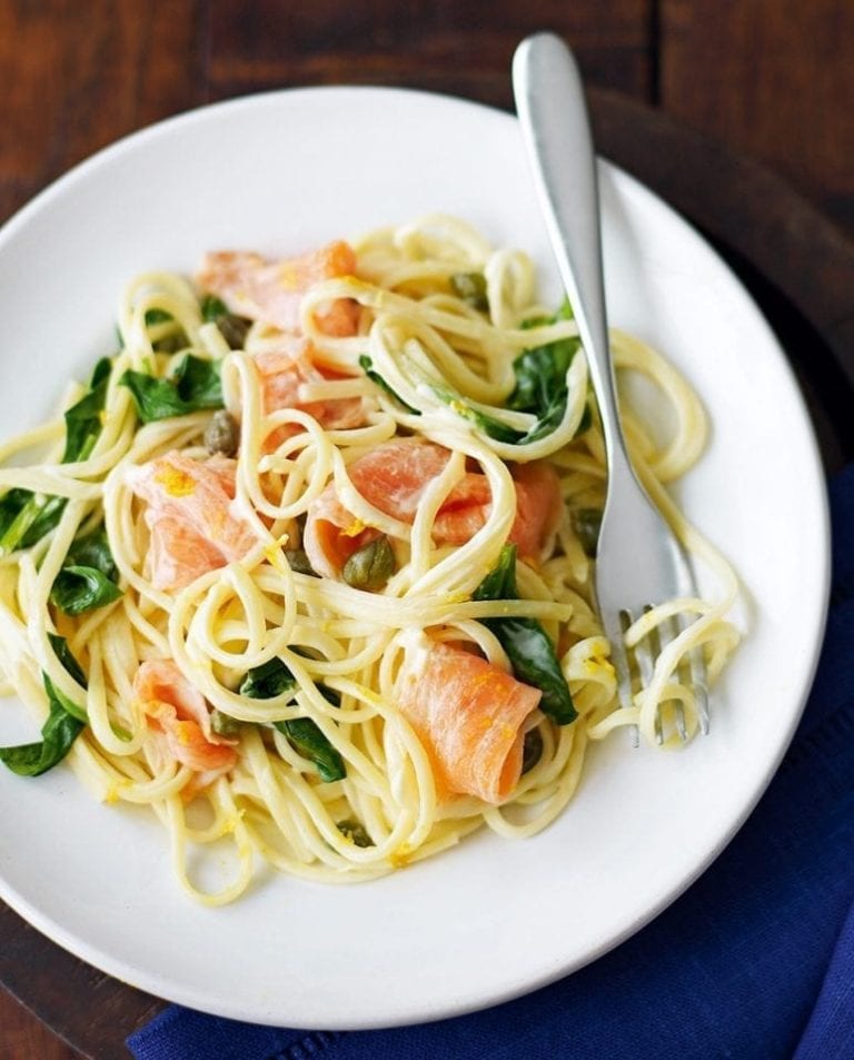 Quick creamy salmon linguine